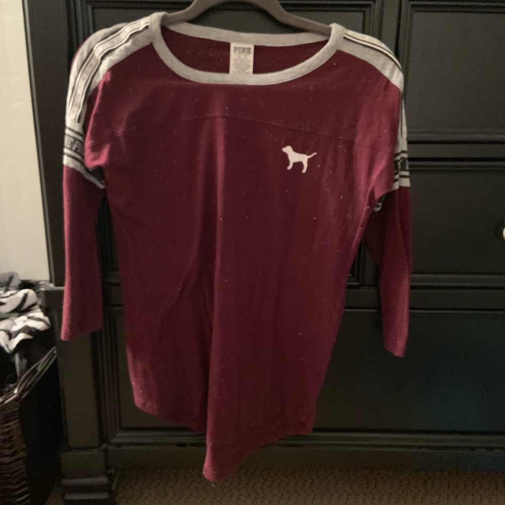 Speckled maroon pink shirt